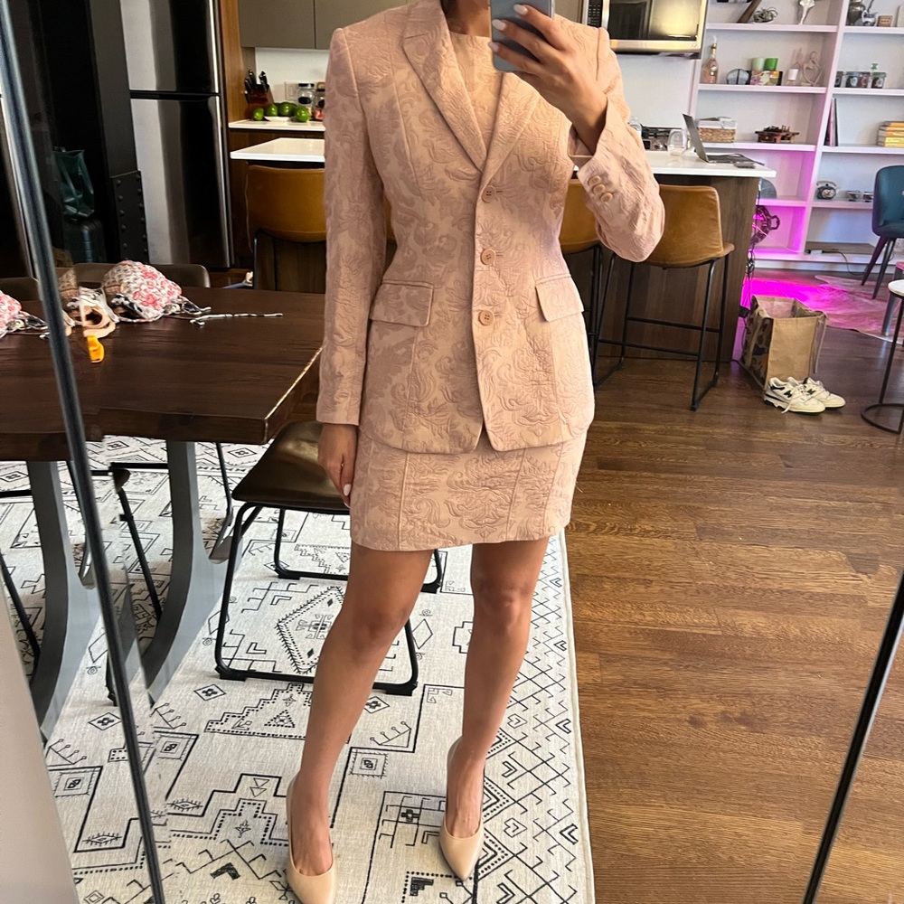 WORN ONCE THEORY - BAROQUE JACQUARD RIDING JACKET - LIGHT PINK
